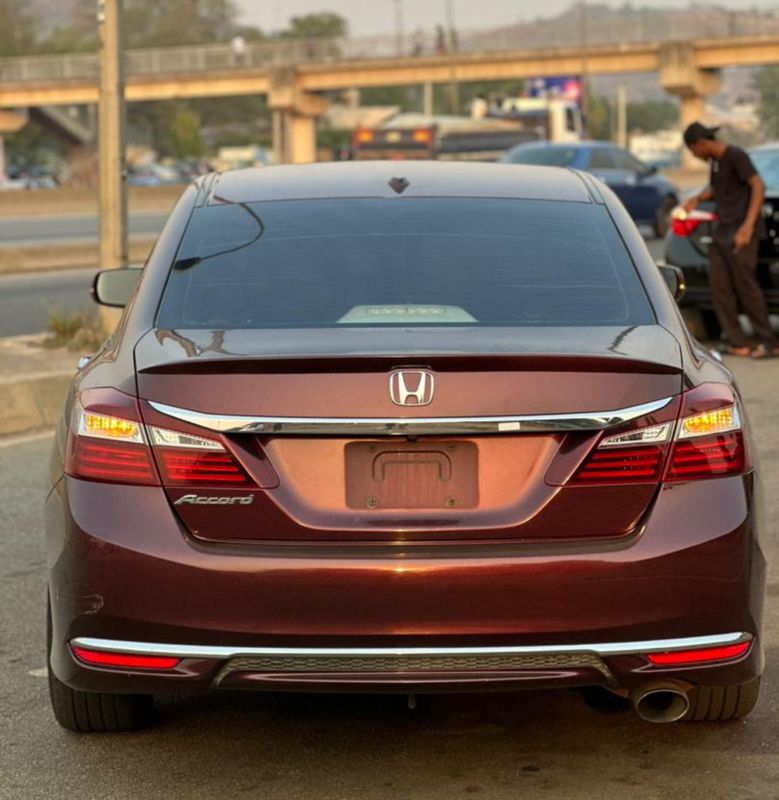 Main image of 2017 Honda Accord